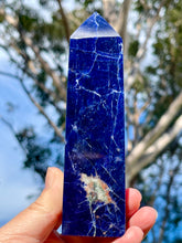 Load image into Gallery viewer, 13.8 Cm A Grade Deep Blue Sodalite Tower