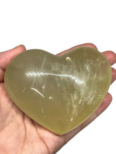 Load image into Gallery viewer, 8.7 Cm Lemon Quartz Crystal Puffy Heart